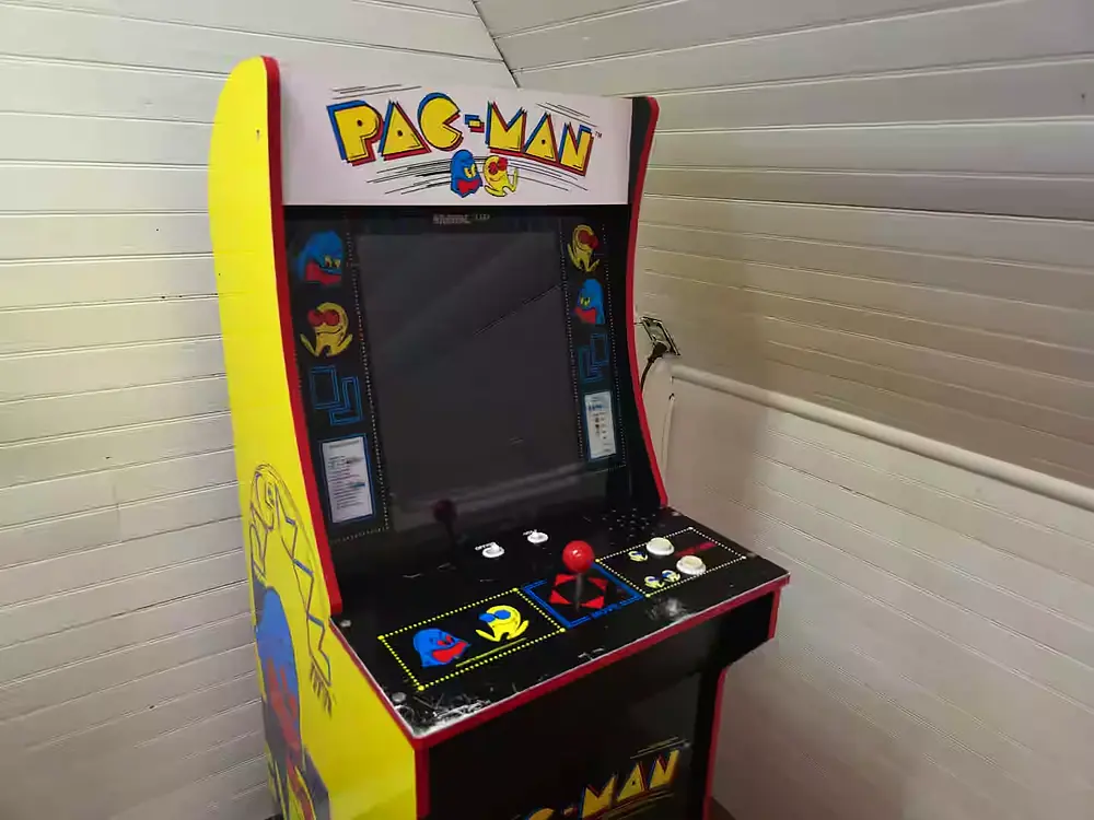 Pac man arcade machine